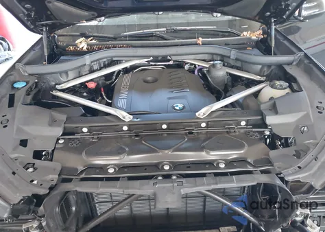 2024 BMW X6 xDrive40I z USA, uszkodzony, nr VIN 5UX33EX02R9U97955